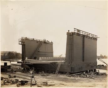 (FLOATING DRY DOCK CONSTRUCTION) Archive with 15 albums, containing 79 photographs documenting the step-by-step construction by The Tul